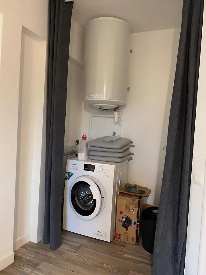 Apartment Residence Des 3 Iles, En Plein Centre-Ville, A 5 Min Des Plages, 3 Appartements Neufs Étables Frankreich